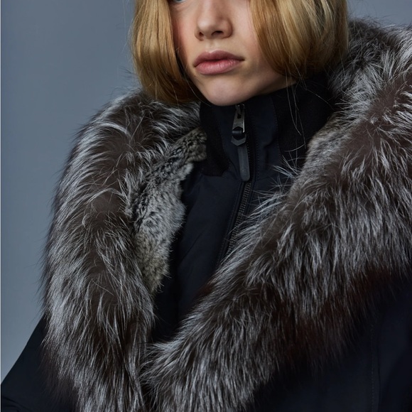 Mackage Trish in Silver Fox collar - Picture 7 of 7